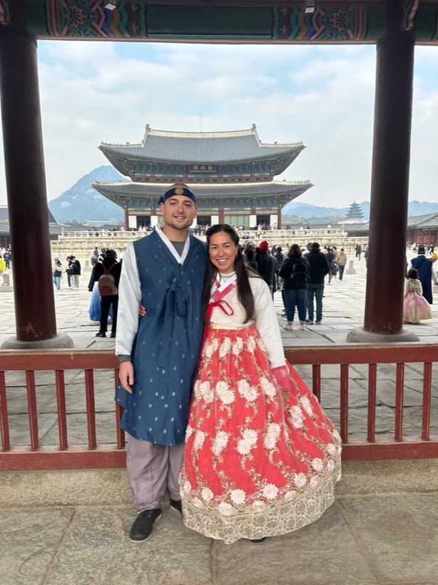 Chazlyn and Nicolas in hanbok at Gyeongbokgung Palace in Seoul
